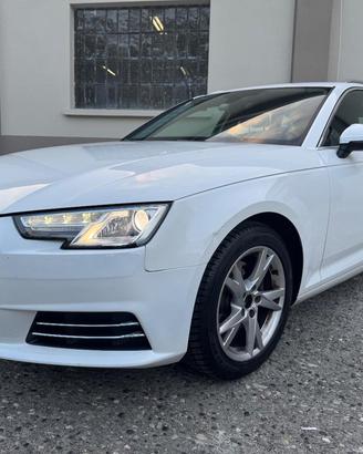 AUDI A4 FUORI TUTTO!!!! AVANT 2.0 TDI 150 CV