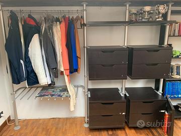 camera singola con armadio a giorno