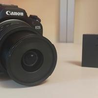 Mirrorless Canon EOS R100