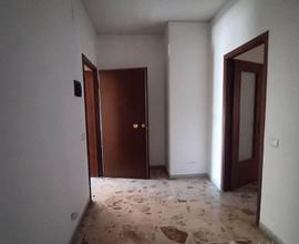 Appartamento 4,5 vani con garage Catania zona S. M