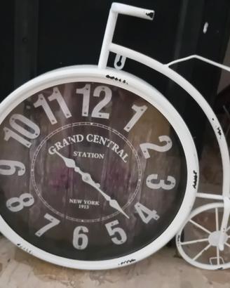grande orologio  ,da appoggio  o da parete