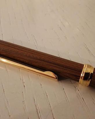 PENNA A SFERA