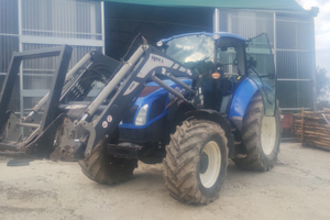 Trattore new Holland t5 115