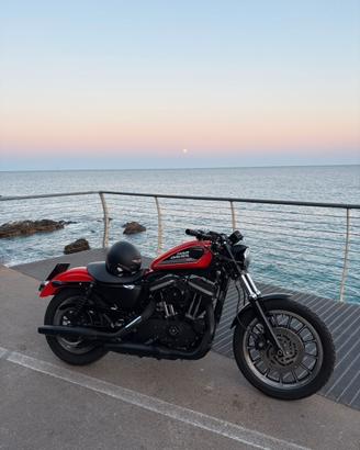 HARLEY DAVIDSON 883R