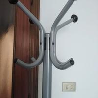 Appendiabiti con portaombrelli