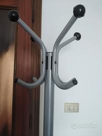 Appendiabiti con portaombrelli