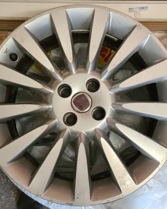 Cerchio in lega da 17 Fiat Bravo