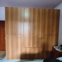 armadio 6 ante tinta noce