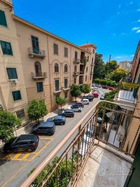 P.zza P.pe di Camporeale / Lancia di Brolo 5 vani