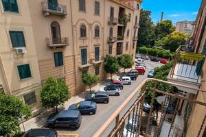 P.zza P.pe di Camporeale / Lancia di Brolo 5 vani