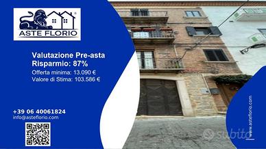 Immobile in asta di 193 m² con più di 5 locali a C