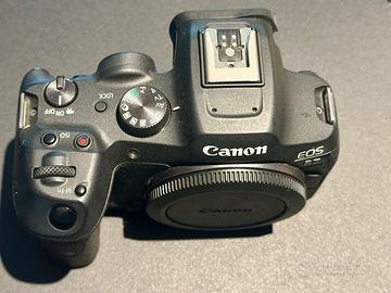 Canon R7