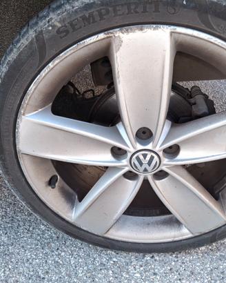 4 Cerchi in lega da 17" e 4 da 16'