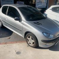 Peugeot 206 1.1 3p. XT