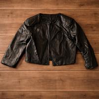 Giacca nera effetto pelle – super versatile e di t