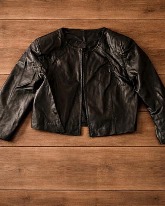 Giacca nera effetto pelle – super versatile e di t