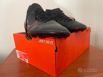 Scarpe da calcio Nike con calzino taglia 45.5