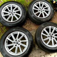 4 Cerchi in lega AVUS Gomme nuovissime