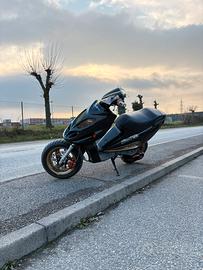 Malaguti phabtom f12 semitrofeo