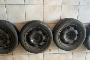 Set completo cerchi in ferro raggio R16