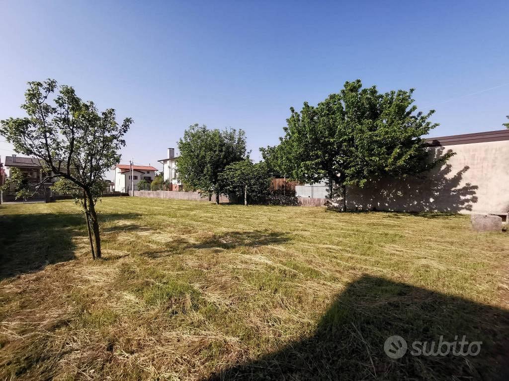 Terreno di 840 m² a Torreano - Vista 4