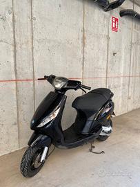 Piaggio Zip 2t