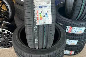 205 45 17 Gomme Estive Nuove 2023 Kumho 205 45R17