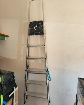 Scala domestica in alluminio