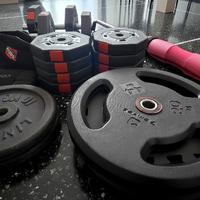 Kit Home Gym Completo: 110kg, Bilanciere, Manubri