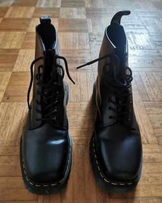 Dr. Martens stivali 44