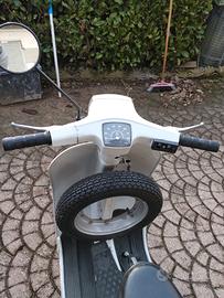 Piaggio Vespa 50 Special (V5B3) - 1977