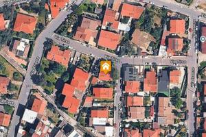 Immobile in asta di 260 m² con 4 locali e box auto