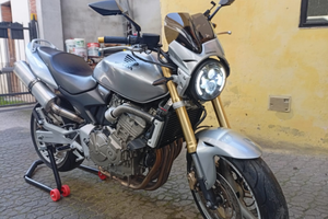 Honda hornet 600