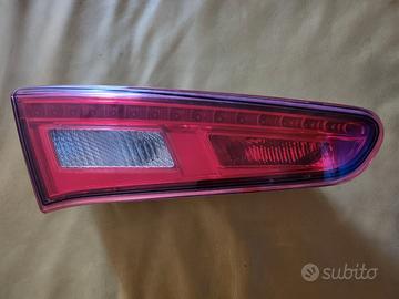 Faro post sx portello Alfa Romeo Giulietta 2011
