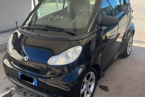 Smart fortwo nera