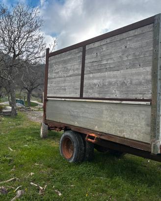 Rimorchio agricolo trazionto 50 qli zaccaria