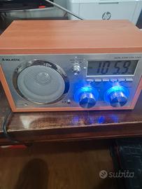 Radiosveglia digitale vintage 