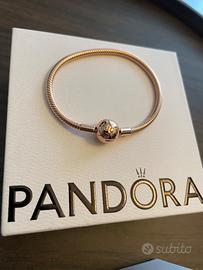 Bracciale Pandora oro rosa con chiusura a sfera 