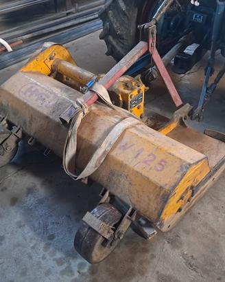 trincia HMF W125 perfettamente funzionante