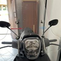 Parabrezza beverly 125/300/350