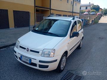 FIAT PANDA CON SOLO 32000 KM 