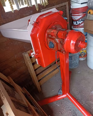 MULINO ELETTRICO PER CEREALI CON VASCA