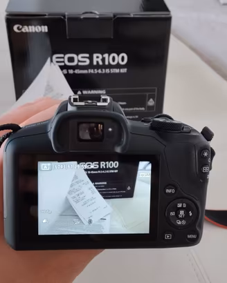 Canon EOS r100