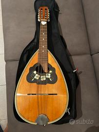 Mandola
