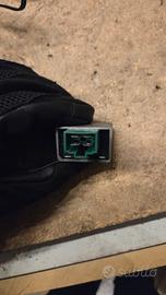 regolatore di tensione