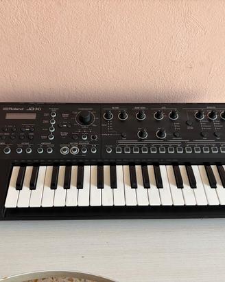 Synth ROLAND JD-Xi
