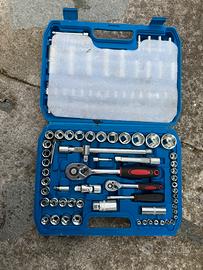 Cassetta attrezzi usata