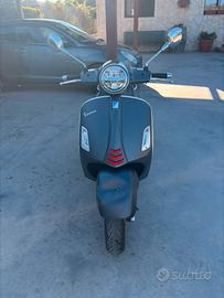 Piaggio Vespa GTS 125 Super Sport 2019