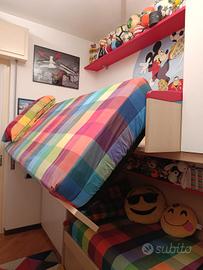 Cameretta a ponte con letto reclinabile 