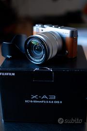 [COME NUOVA] Fujifilm X-A3 + XC 16-50